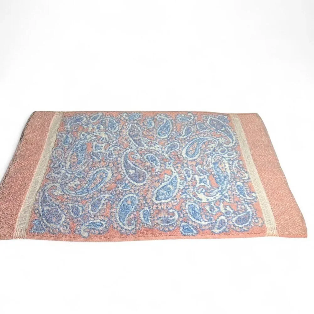 2 Royal Court By Fieldcrest Mills Hand Towels Pink Blue Paisley Boho Shabby Chic